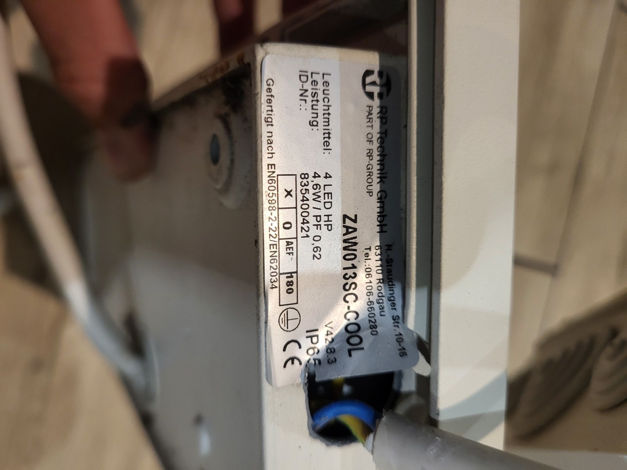 Oprawa ewakuacyjna LED