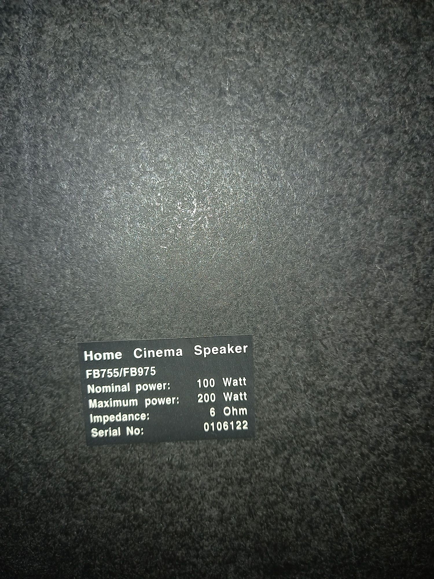 Zestaw głosników (4 glosniki duze , 1mały , subwoofer)