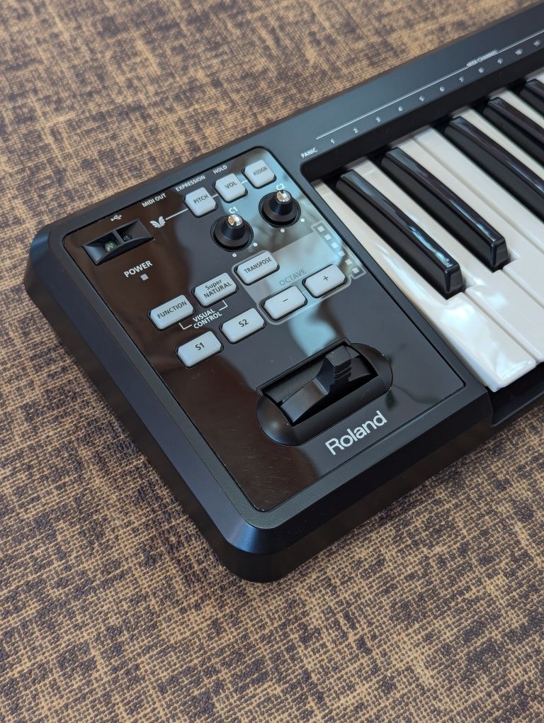 Roland A-49 MIDI Keyboard Controller