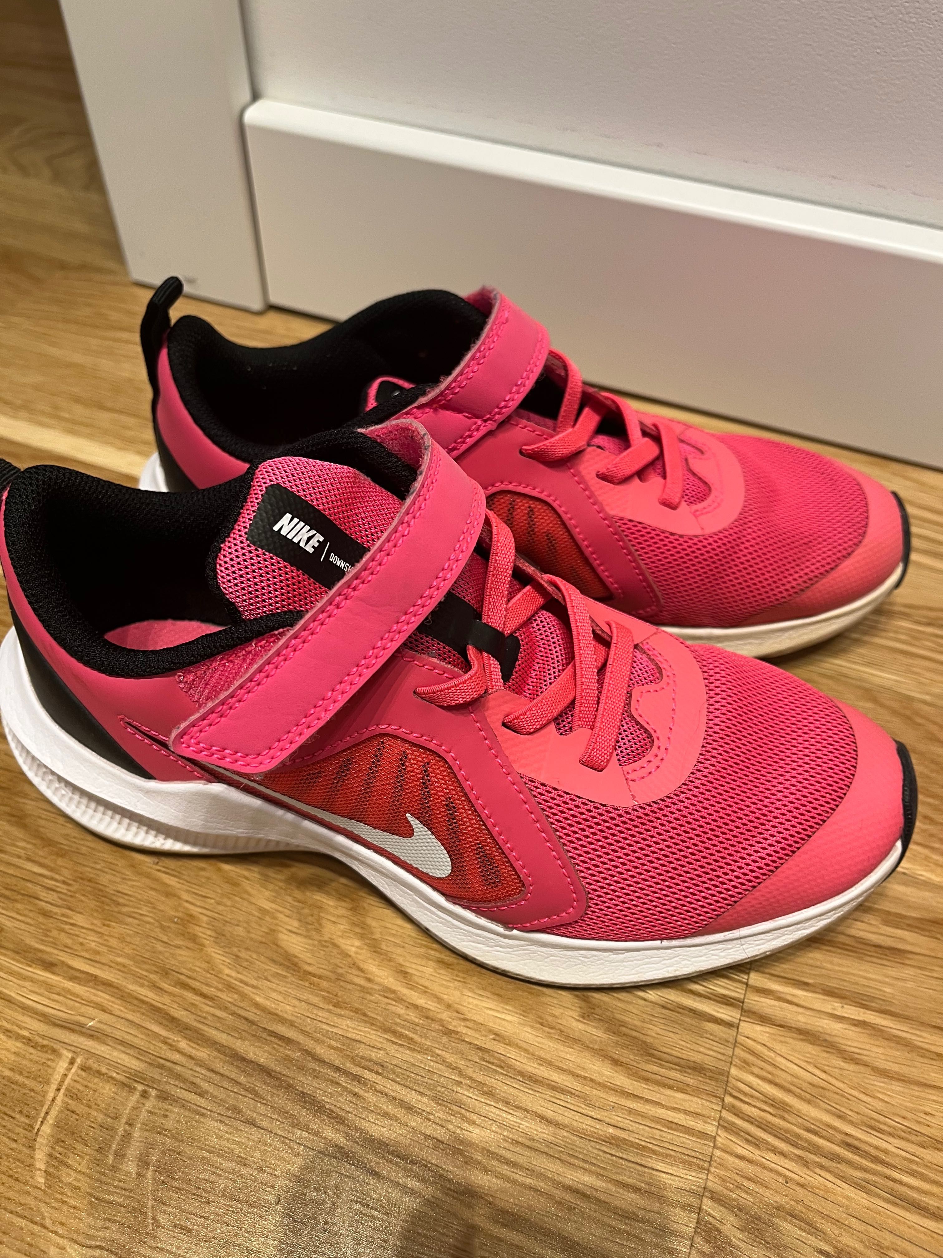 Buty sportowe dla dzieci Nike