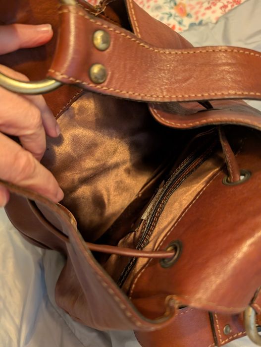 Mochila original em pele italiana