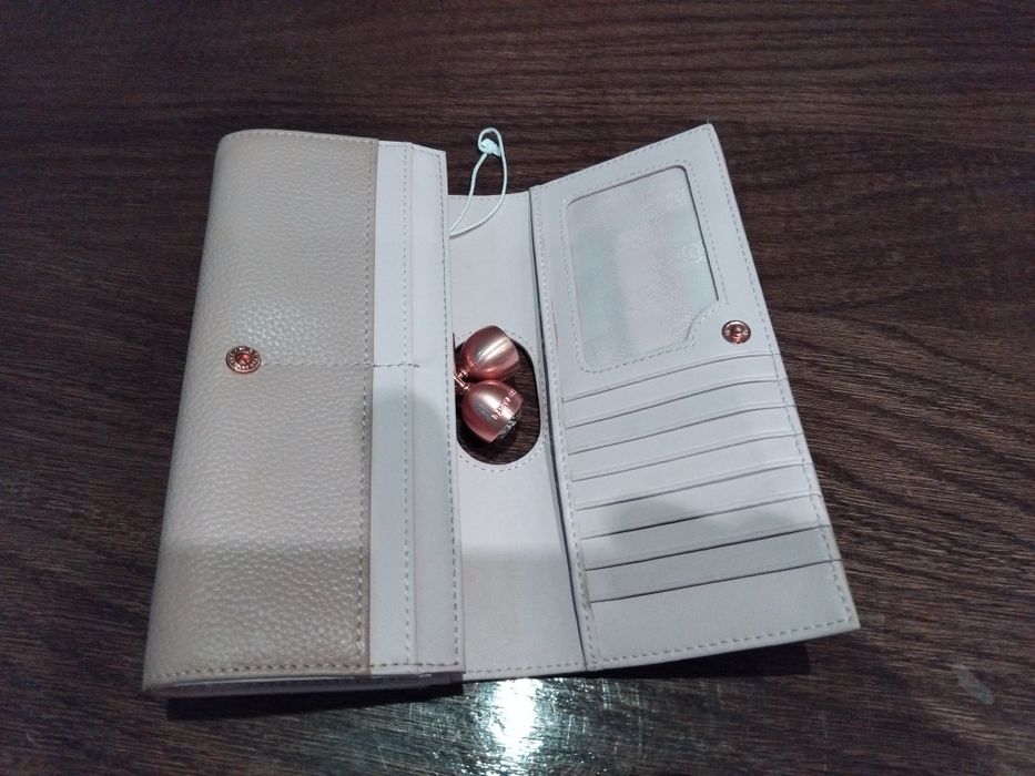 Кошелек кожаный оригинал TED BAKER  LONDON номе0рной