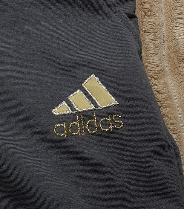 Жіночі шорти до коліна