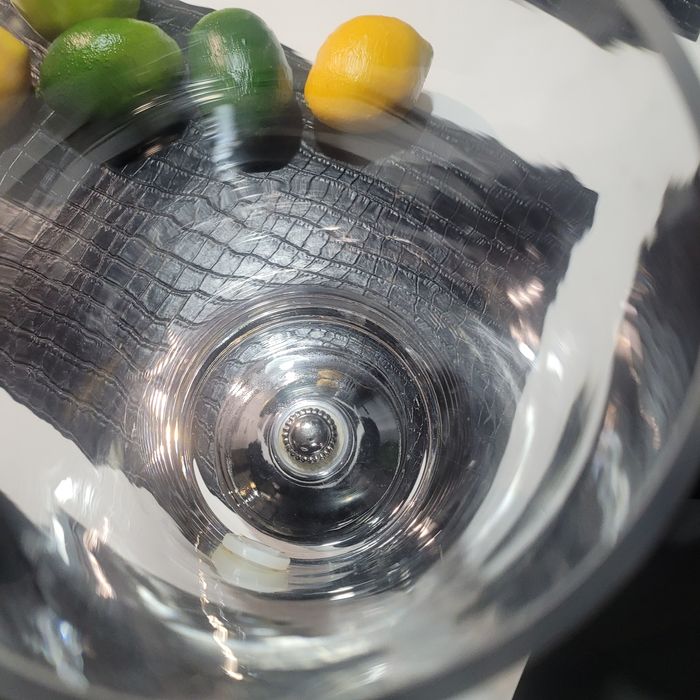 Pojemnik wysoki szklo plus metal dystrybutor do napoi