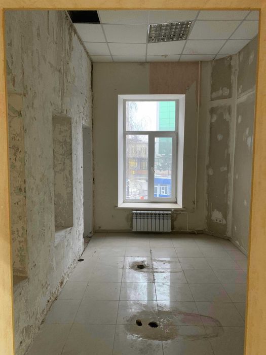 Оренда ОФИС/МАГАЗИН 60м2(опалення вкл в Ор) МетроКоннийРинок 200грн/м2