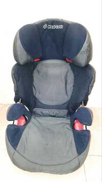 Дитяче автокрісло Maxi-cosi 15-36 кг