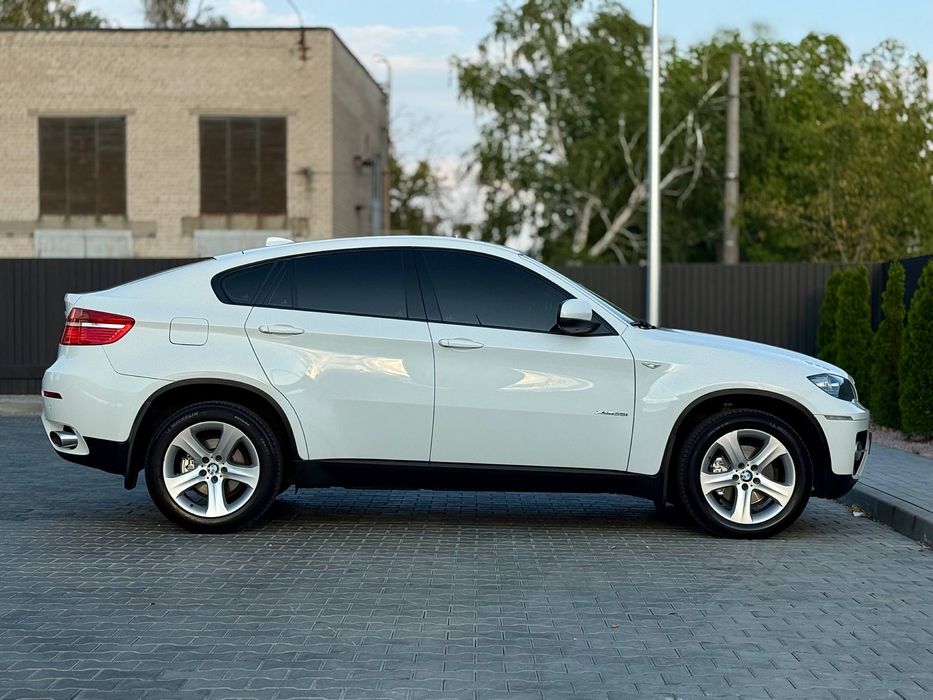 BMW Official не крашен