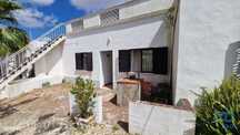 Casa tradicional T2 em Santa Bárbara de Nexe de 106,00 m2