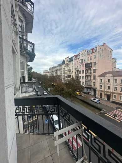 Квартира біля парку Шевченка
