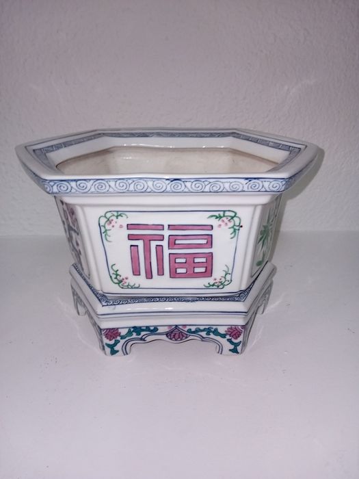 Vaso oriental antigo
