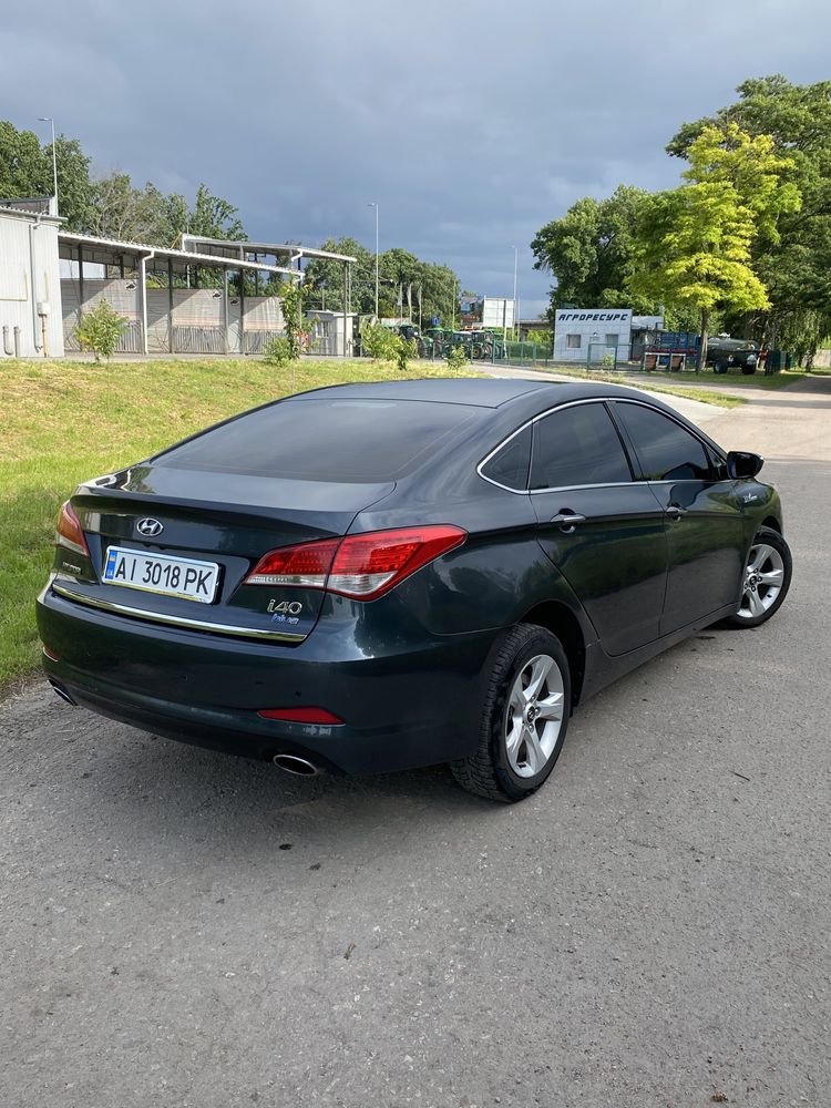 Продам хюндай І 40