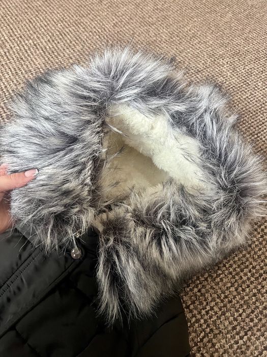 Продам куртку жіночу L розмір