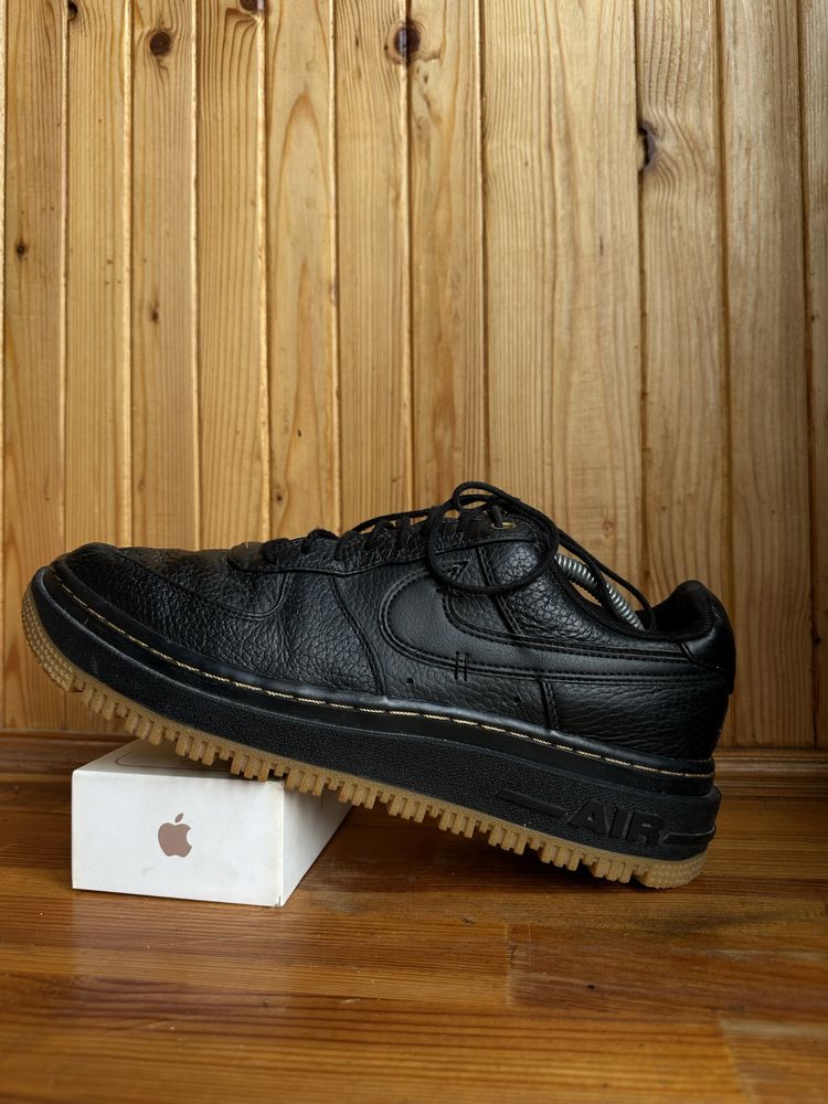 Кроссовки nike air force 1 luxe