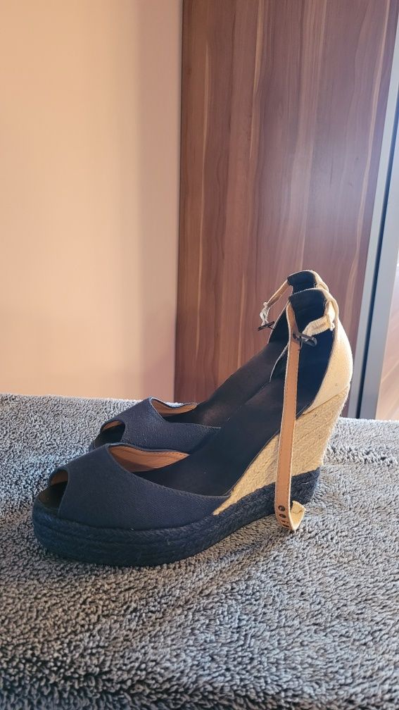 Espadryle na koturnie 41