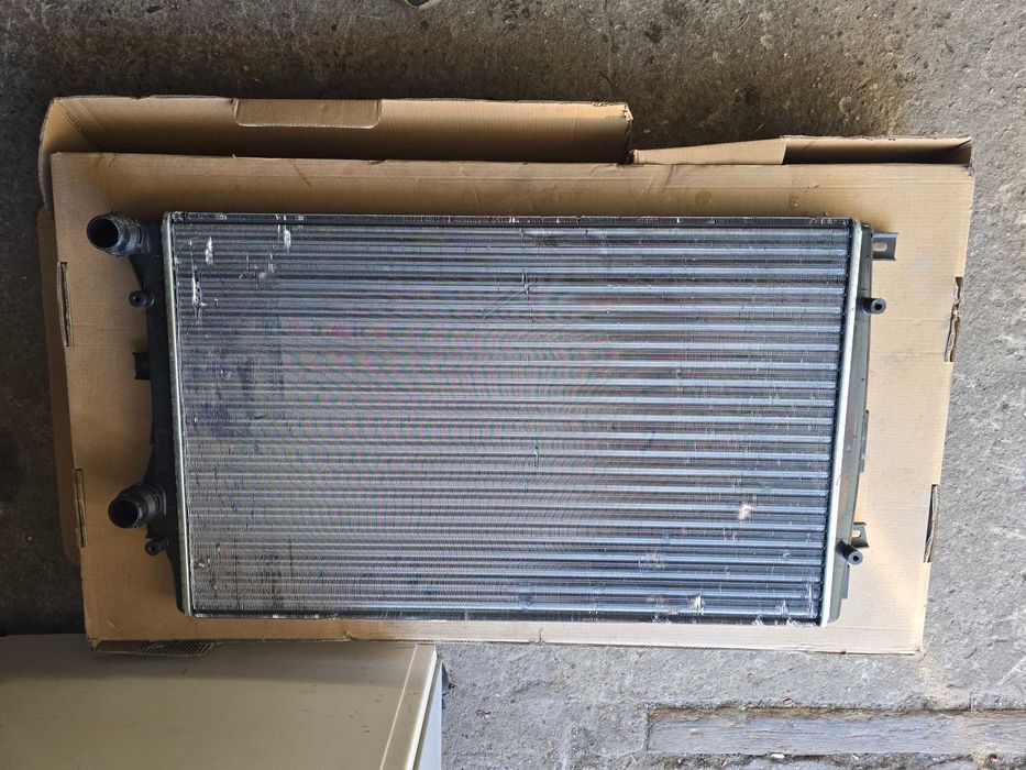 chłodnica wody Golf 5, Passat B6 , Touran , Jetta , Leon 1,9 TDI