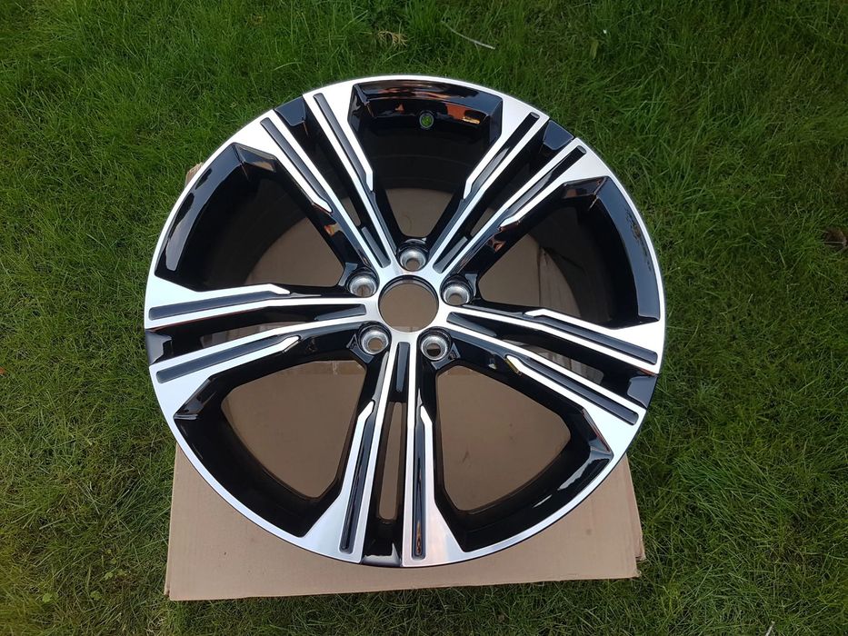 VOLVO XC40 XC60 FELGA ALUMINIOWA 7.5Jx19 ET50.5