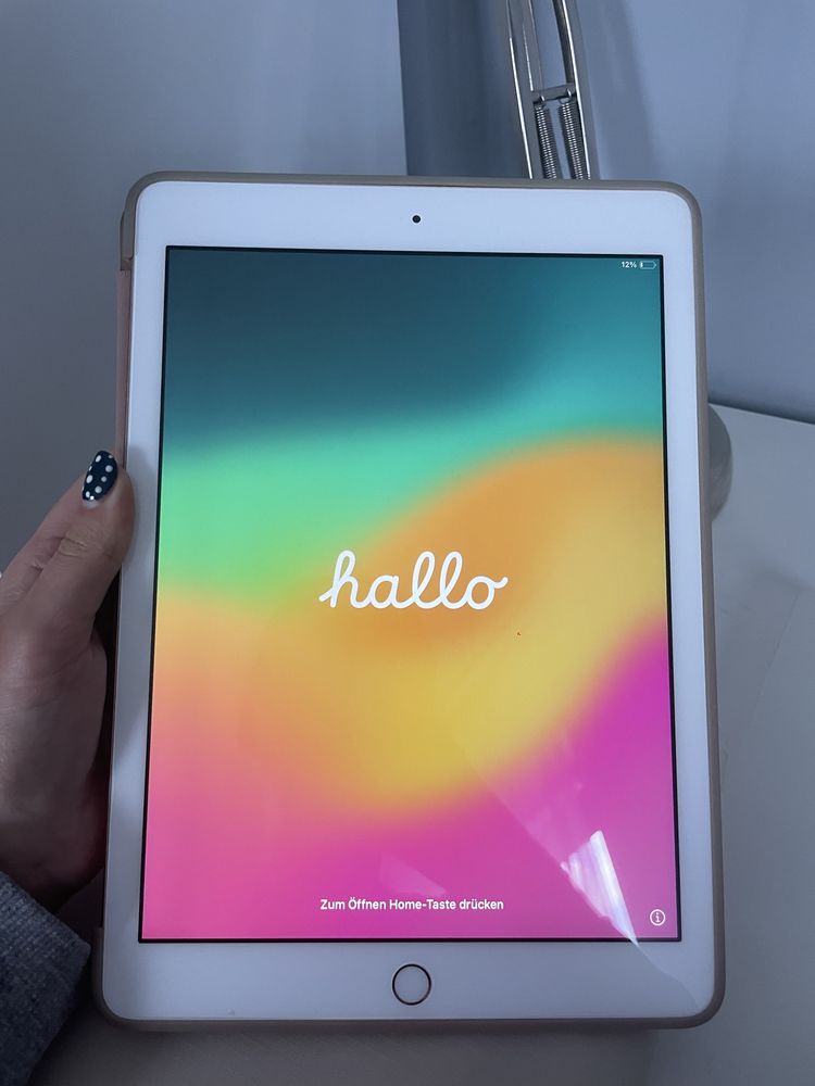 iPad Apple 9.7 2018 super stan+ case+ oryginalne pudełko