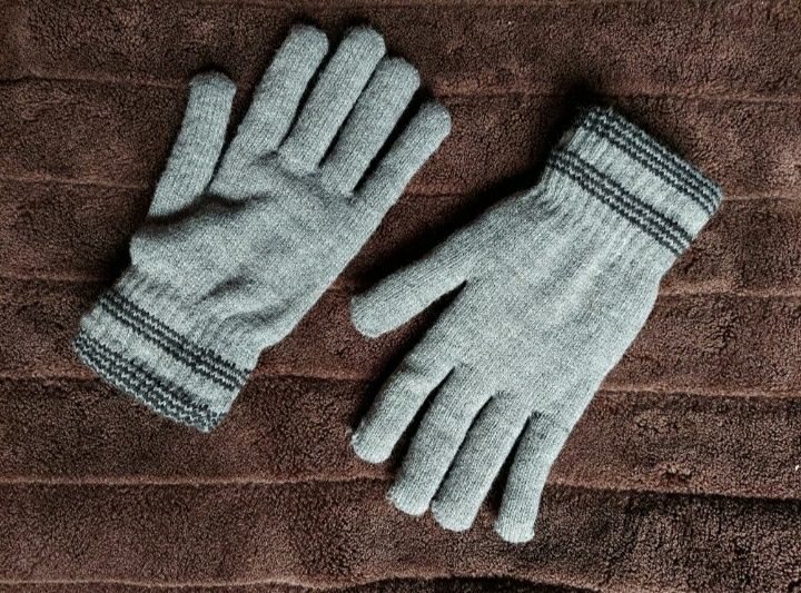Перчатки рукавиці фірми Antonio sport nike оригінал 

Стан хороший 

З