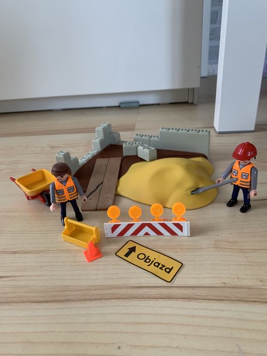 Zestaw Playmobil city budowa teren budowy budowlańcy