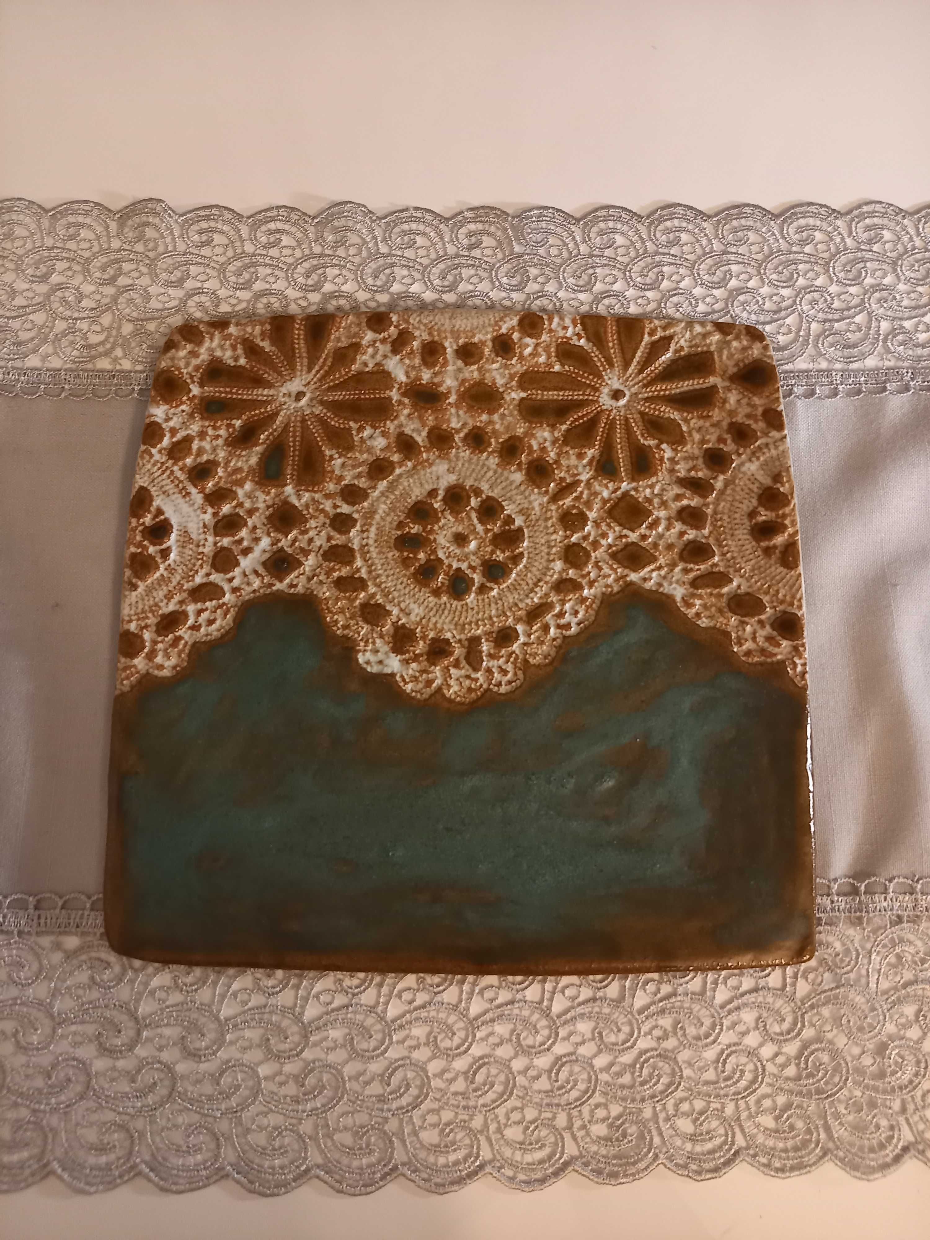 Talerz ceramiczny recznie robiony