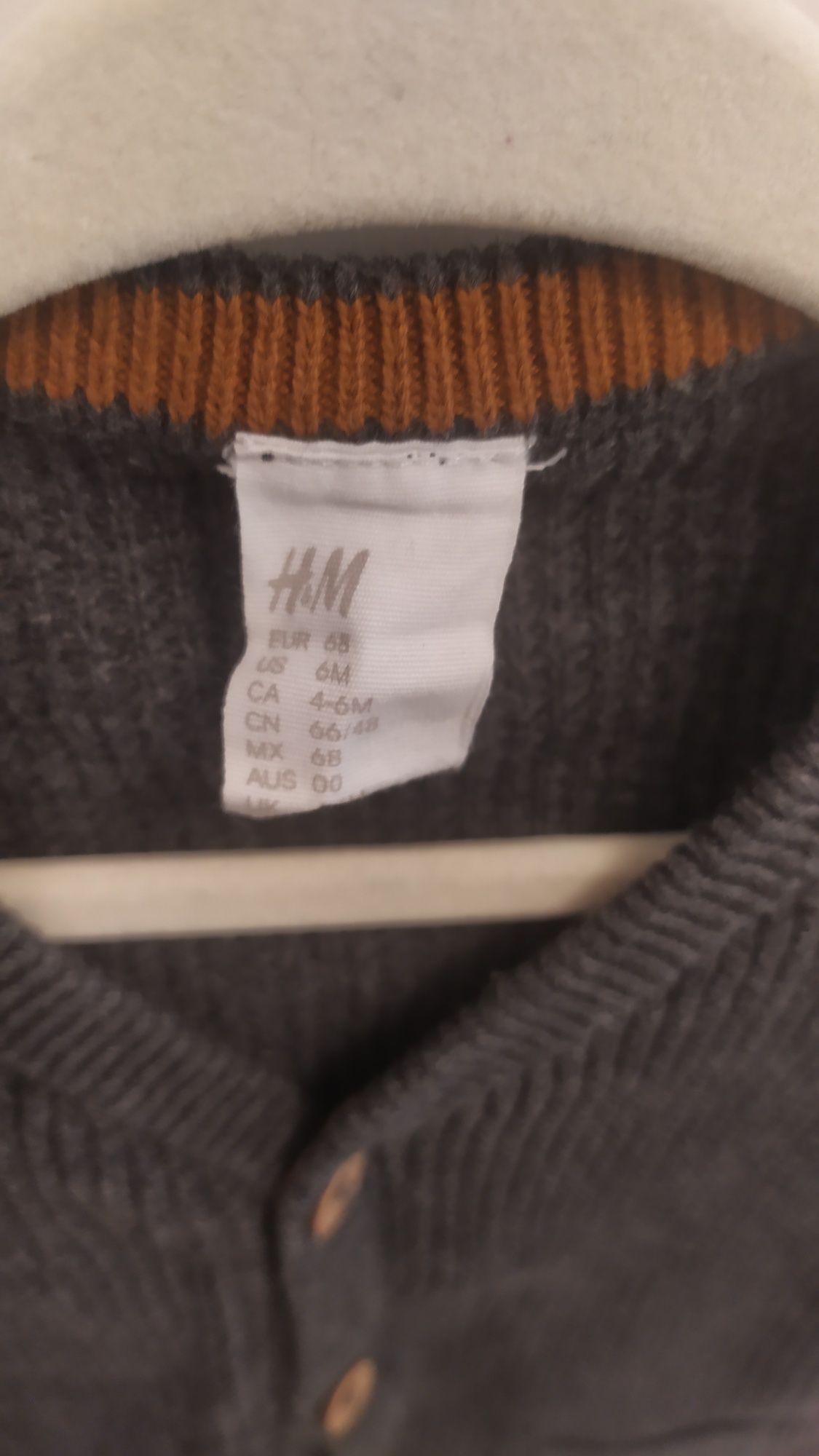 Sweter hm w rozmiarze  68