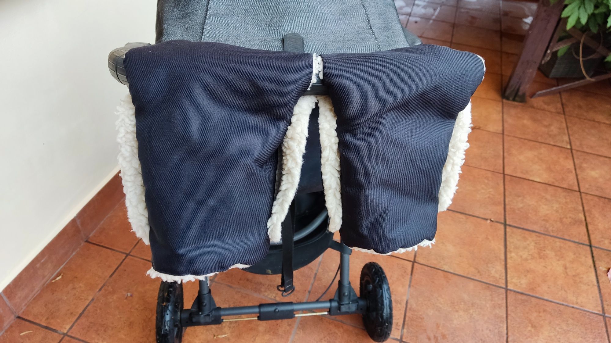 Wózek baby jogger city GT characol