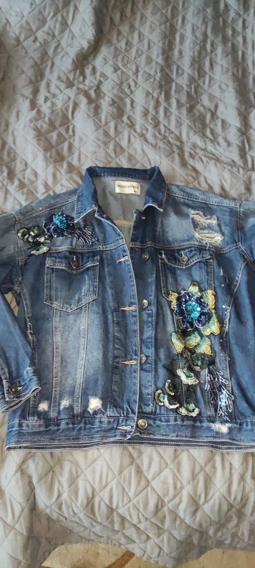 Bluza jeans katana kurtka granat haft dżety r.44 kwiaty dziury