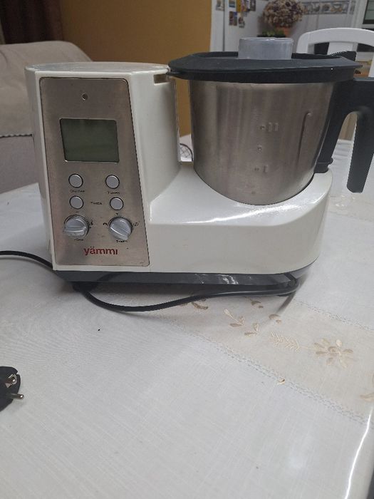 Yammi 1 usada em muito bom estado
