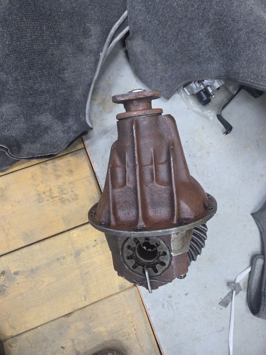 Mechanizm różnicowy  Most  atak aro muscel uaz gaz