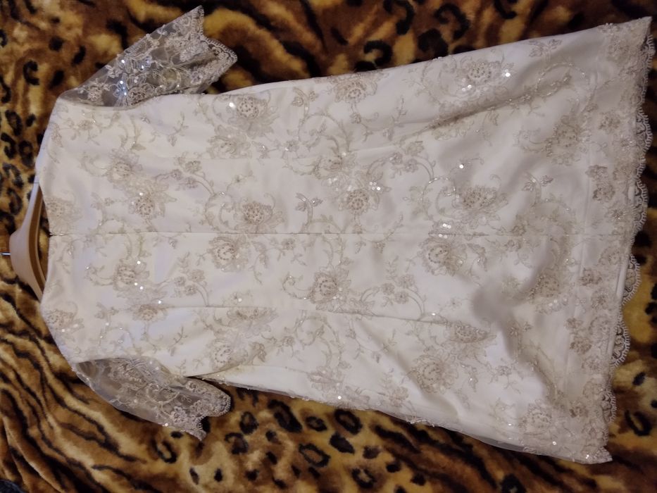 44-46-48 р. Платье нарядное свадебное айвори короткое до колена бисер