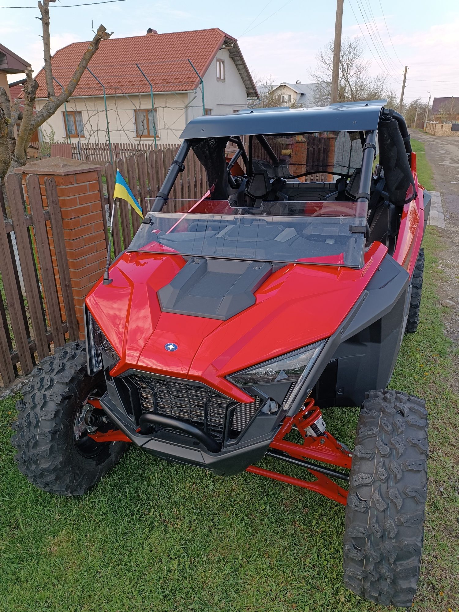 Polaris Rzr XP Pro NEW! 2019