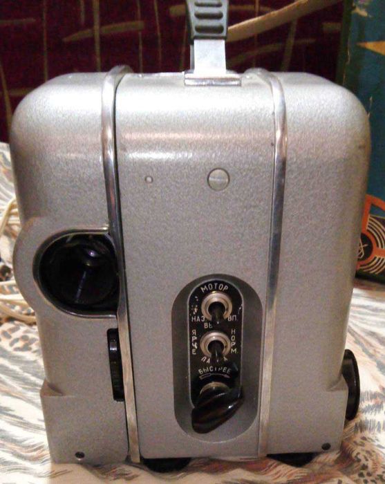 Луч 2 кінопроектор