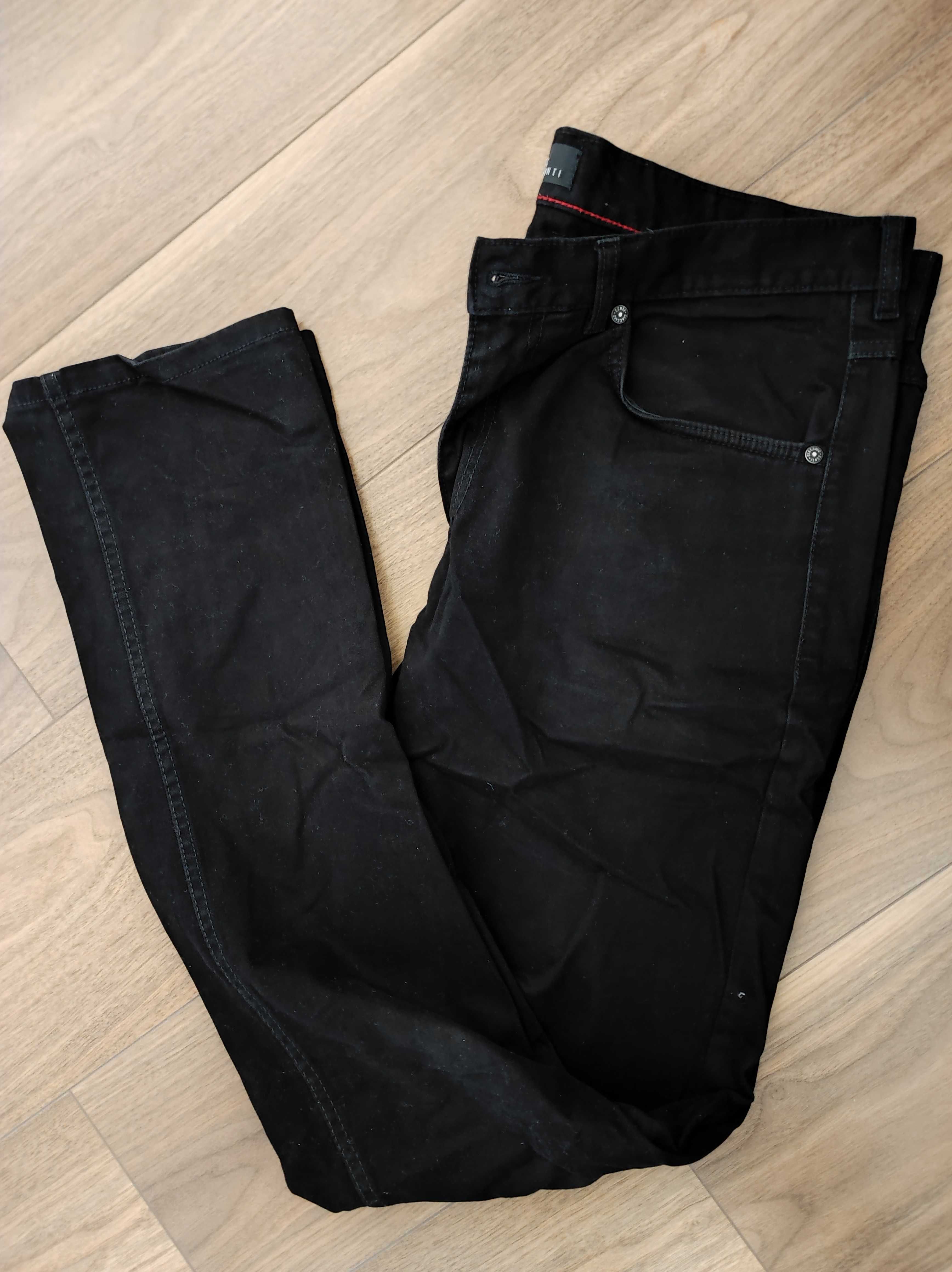 Spodnie materiałowe Giacomo Conti czarne