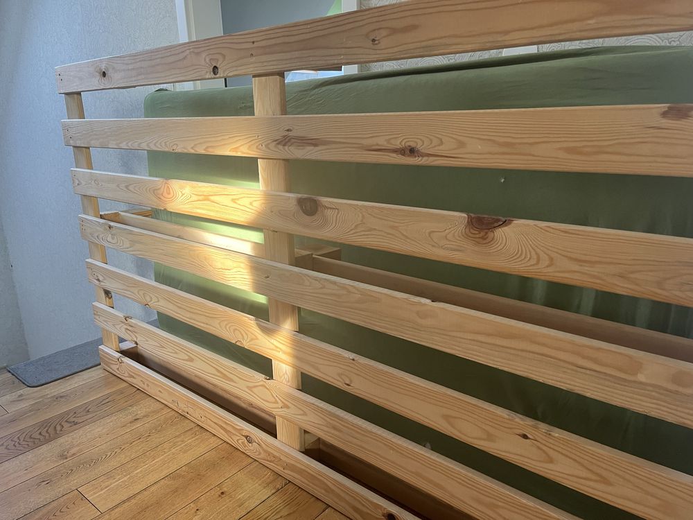 Paleta rama łóżka 100x200