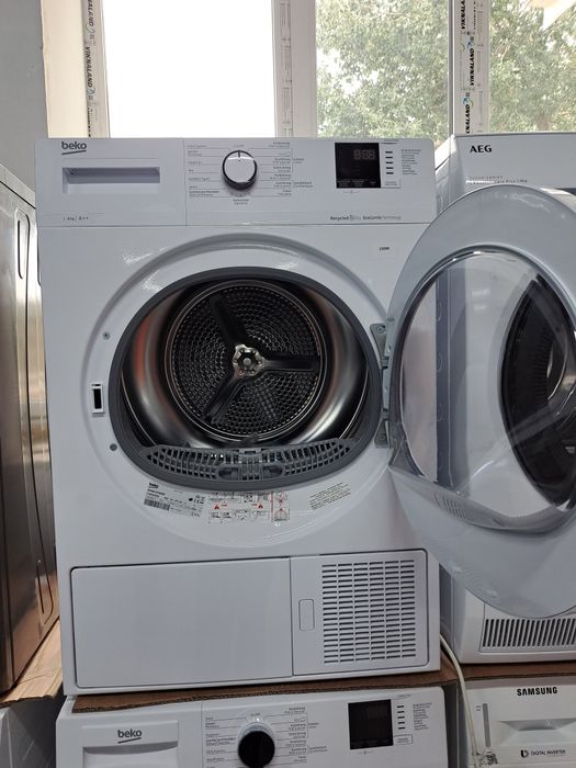 Сучасна сушильна машина Beko b300 з тепловим насосом