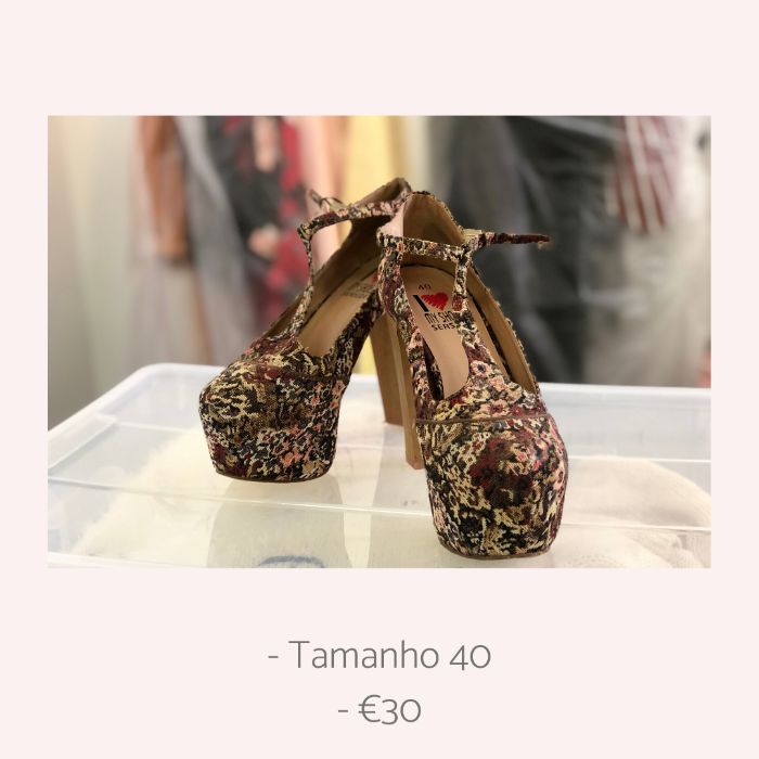 Sapato Salto Alto Estilo Jeffrey Campbel