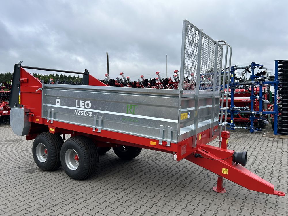 Rozrzutnik Obornika 6 t Tandem Roltrans LEO N250/3
