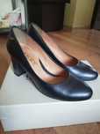 Sprzedam buty na obcasie firmy MM OLEKSY