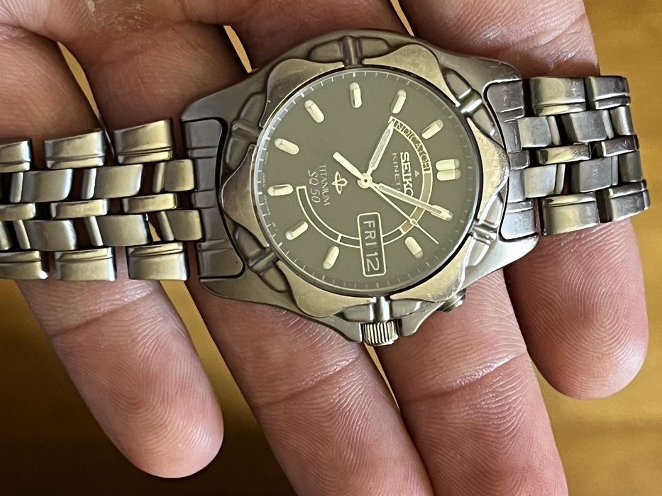 Seiko kinetic titanium