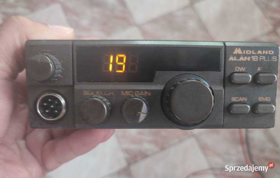 Радиостанция , рация Midland CTE Alan 18 б/у . 2 х 20 стерео 12v.