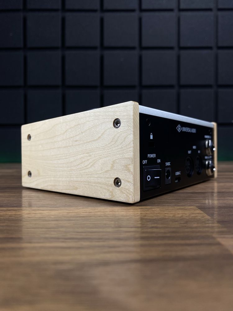 Universal Audio Volt 176