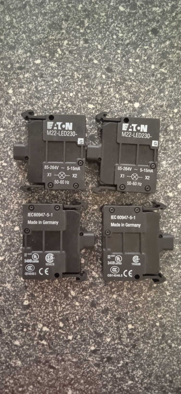 Eaton M22-LED230-G,R.Eaton M22-LED(W та R).Eaton ZB12-4.Eaton M22-K10