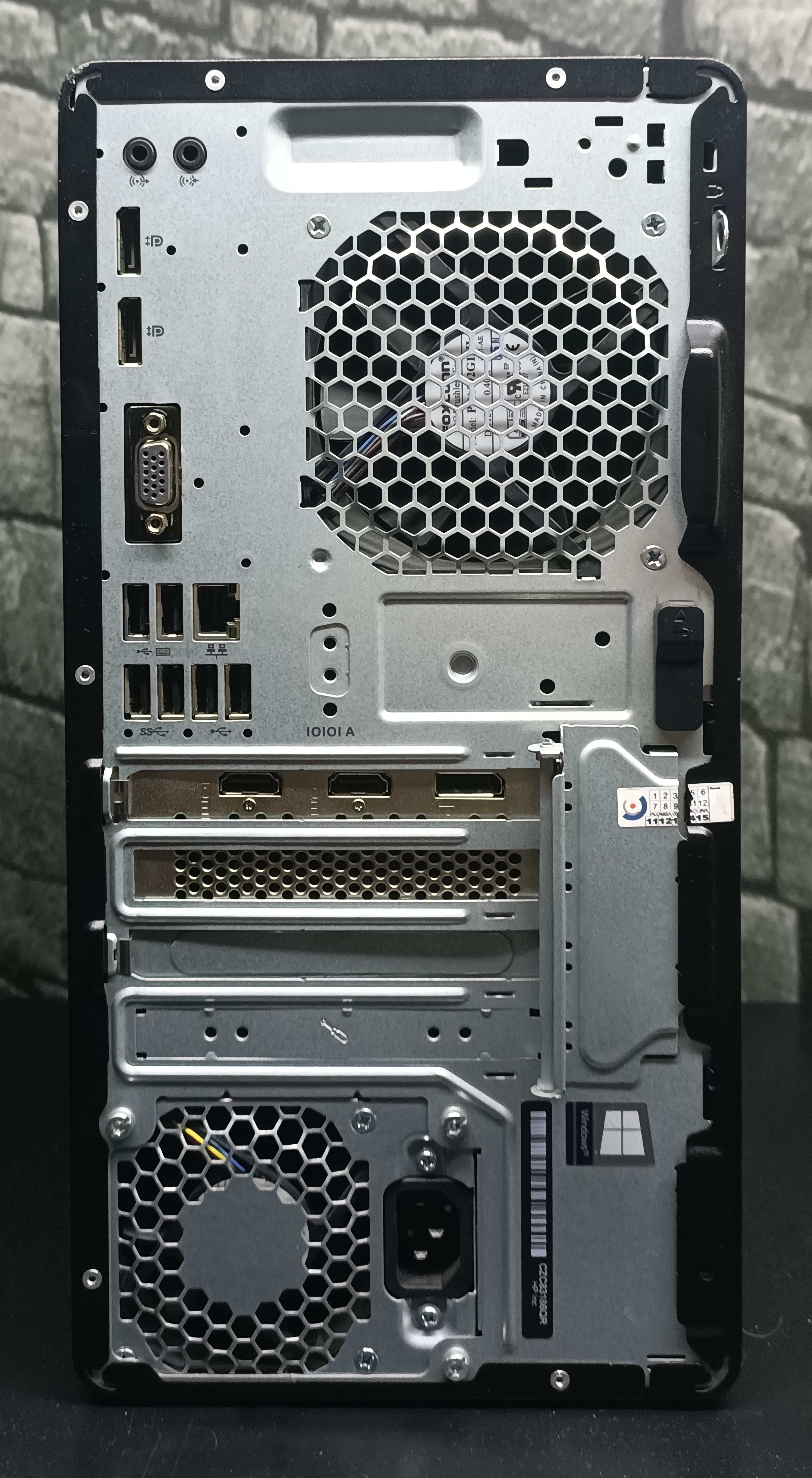 Komputer HP ProDesk 600 G3 MT z RTX 3050 – Gotowy do Gry i Pracy