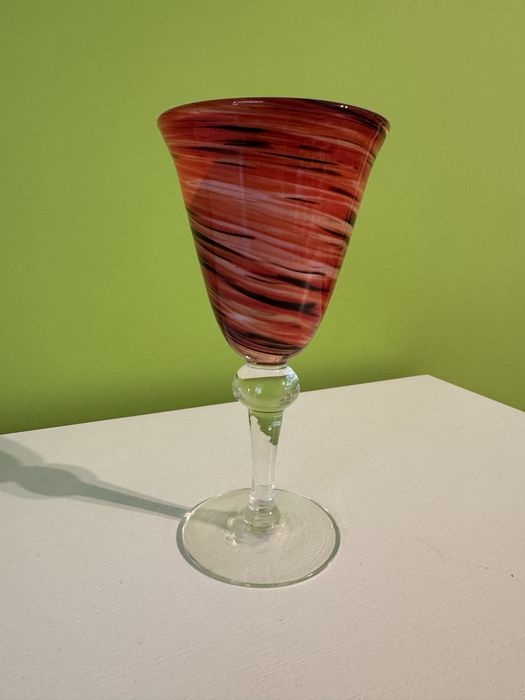 Kieliszek artystyczny ze szkła kolorowy