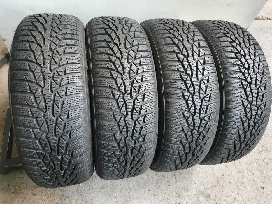 4x Nokian Wrd4 205/60r16  8mm