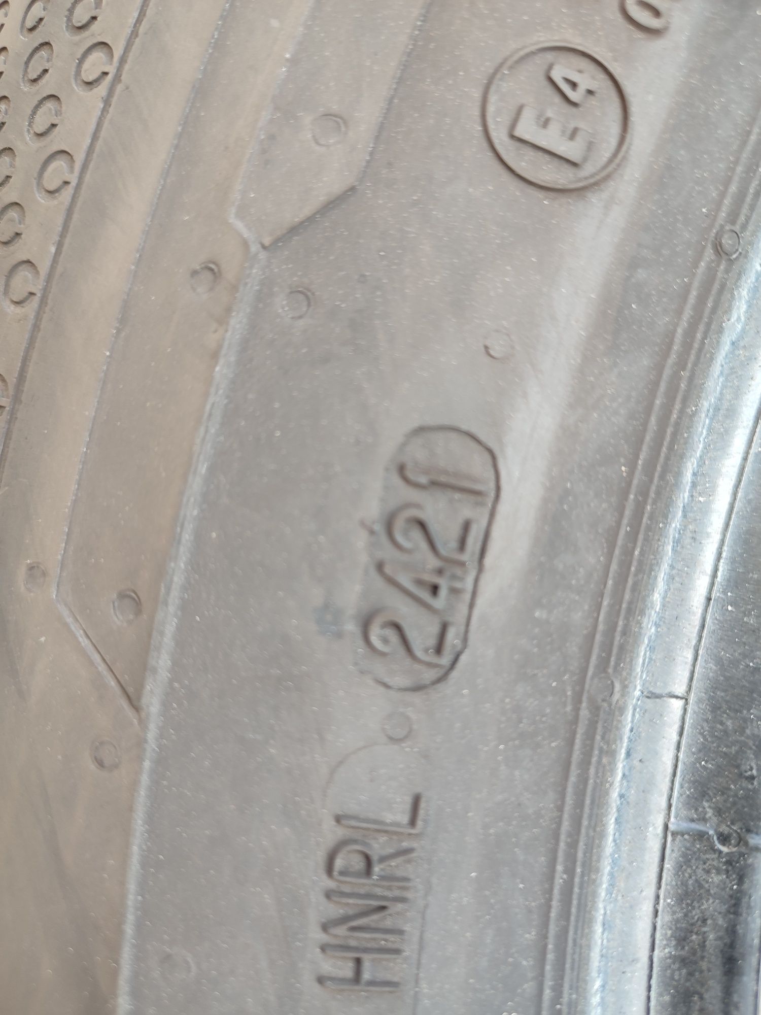 Pojedyncza opona Continental ContiVanContact100 235/65/16 C