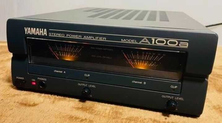 Końcówka mocy  Yamaha A.100a Pro 2 x 70 Wat made in Japan sprawna