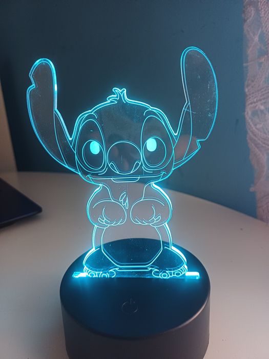 Lampka 3 D Stitch z bateriami