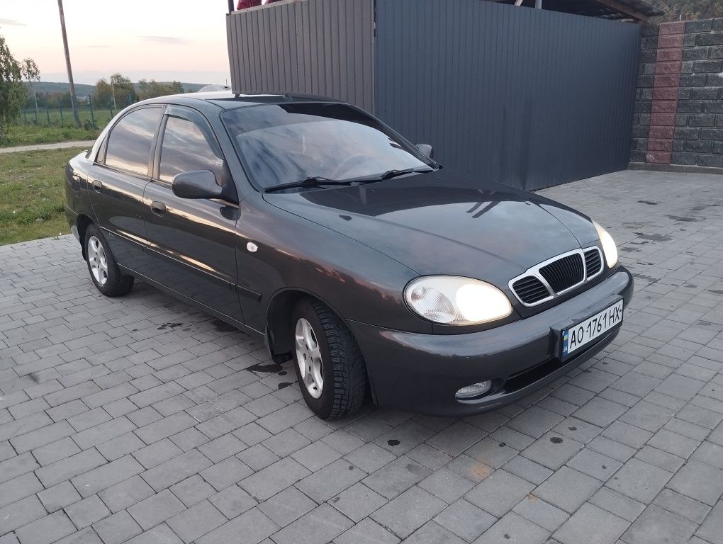 Daewoo 2013 рік газ/бензин