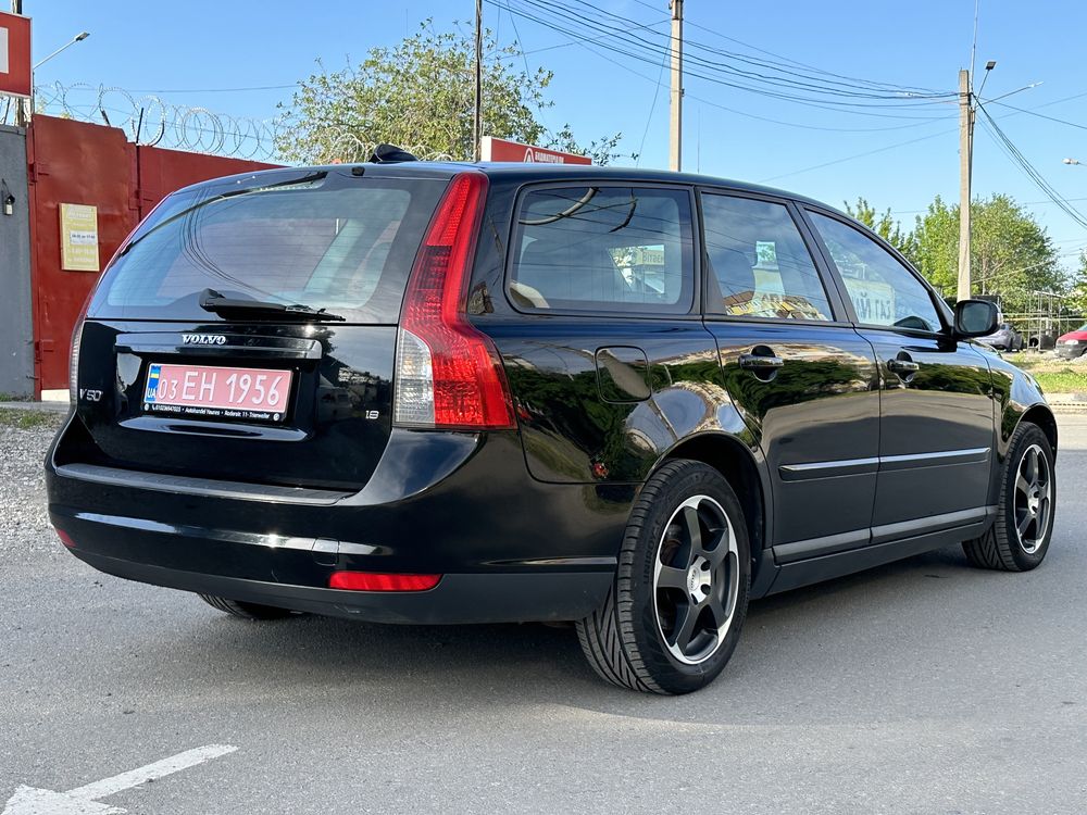 Volvo v50 1,8 ideal